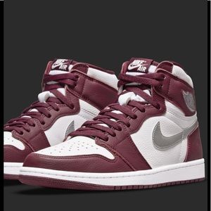 Nike Air Jordan 1 Retro OG